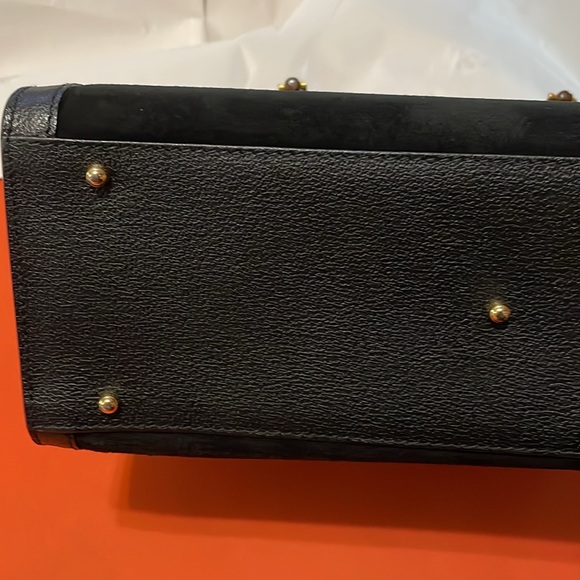 Gucci Suede Bamboo handle Diana handbag - Picture 3 of 16